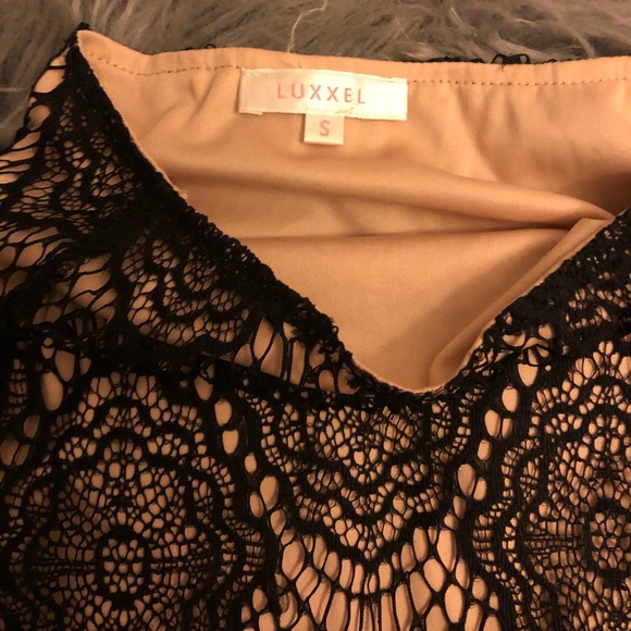 Cute lace skirt🍋 - Picture 4 of 4